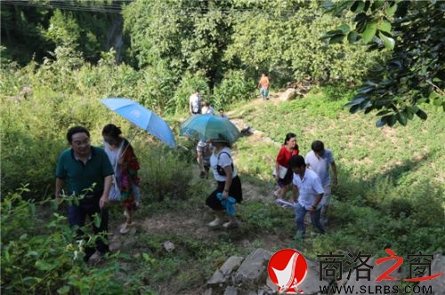 需要步行5公里才能到達黨家