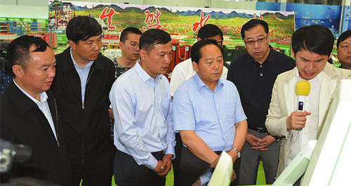 解放思想轉(zhuǎn)變觀念 開拓創(chuàng)新苦干實(shí)干