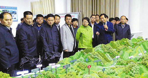 全市重大項目建設現(xiàn)場觀摩會昨日在商州山陽進行觀摩