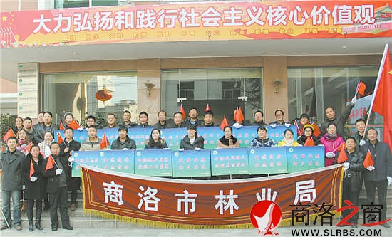 部門主導,全民參與,持之以恒推進城周綠化工作,往日荒山禿嶺如今郁郁蔥蔥。